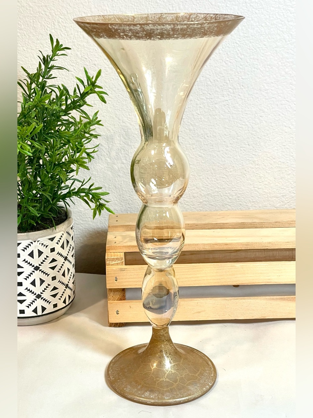 ☀️2/$20 Bombay Glass Vintage Champagne & Gold Carnival Glass Vase | Opalescent